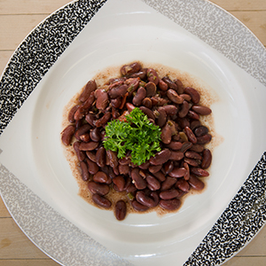 The global market for healthy convenience food, like these heat-and-eat vegetarian red beans, is rapidly growing.